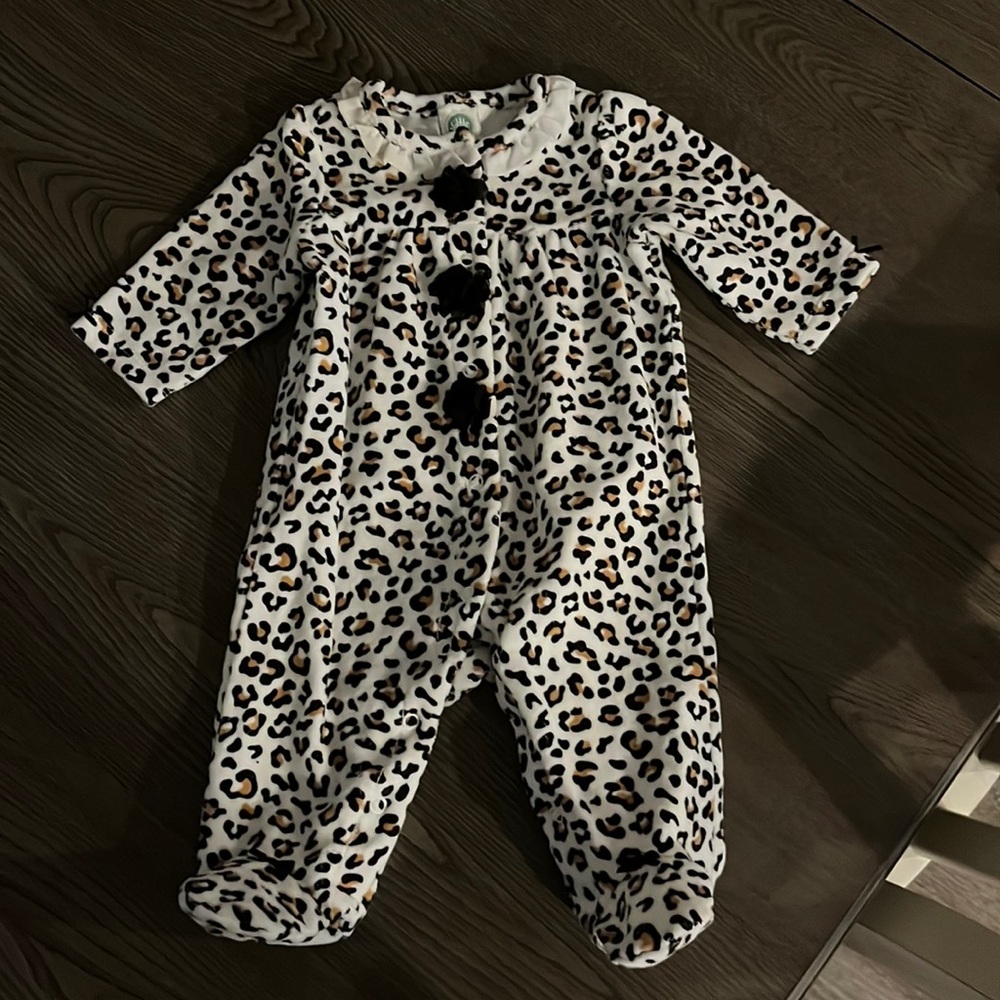 Leopard pajamas for baby